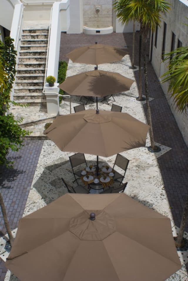 Courtyard-Umbrellas-472x705.jpg