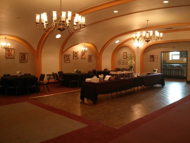 Kings-Hall-Banquet-min-scaled.jpg