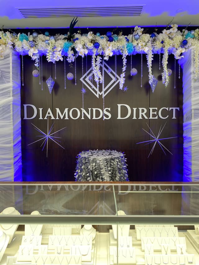 Diamonds Direct Holiday Installation