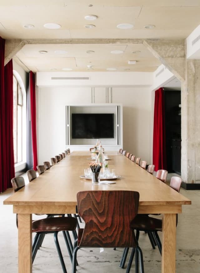 Private Meeting Room 