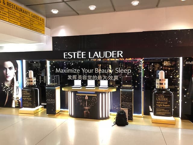Estee Lauder Airport Activation