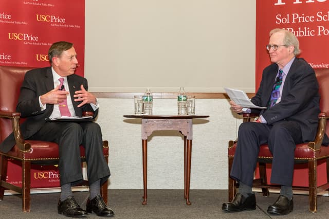 Conversation with General David Petraeus - 0
