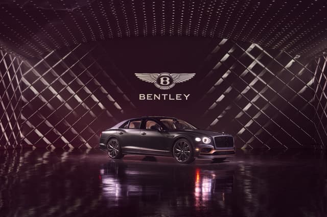 Bentley x The Surgeon : Art In Motion