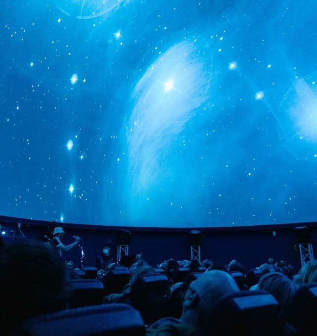 Stardome planetarium.jpg