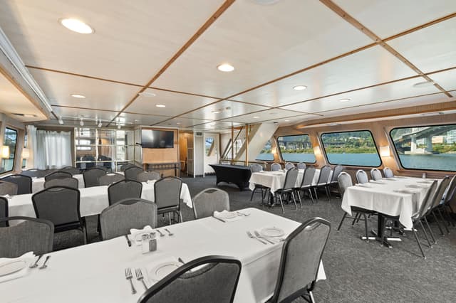 Crystal Dolphin Willamette Deck.jpg