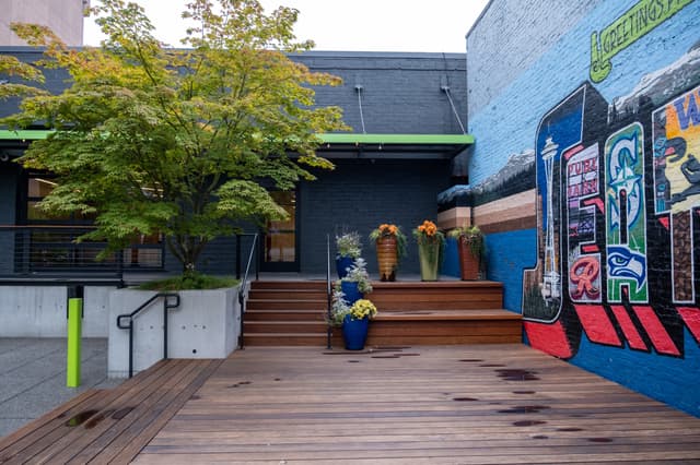 Outdoor Courtyard