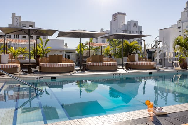 Sunrise Pool.jpg