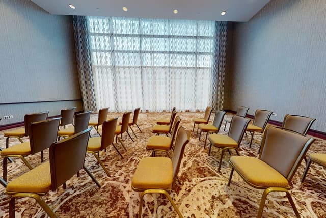 Meeting Room 412.jpg