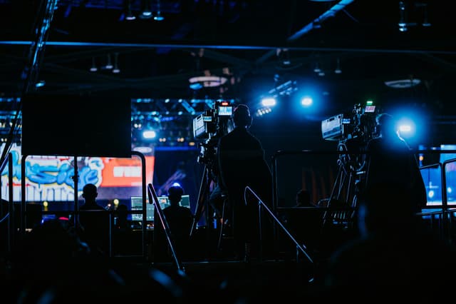 Broadcasting & Voiceovers