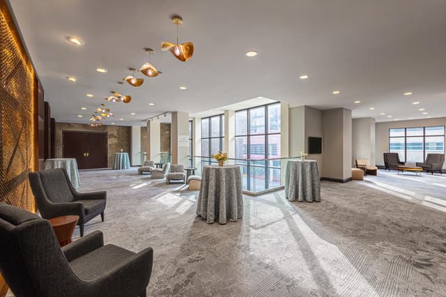 Gallery - Cocktail Reception.jpg