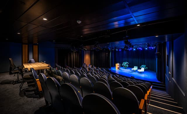 20250327_KITLIVE_Theater-9-1500x918.jpg
