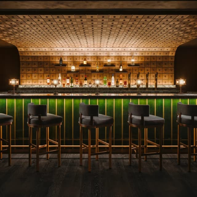 Nine_Tails_Bar_.jpg