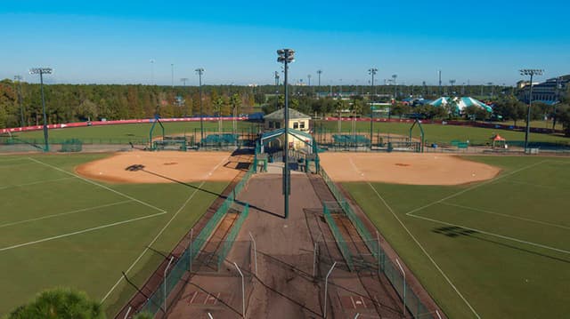 hitting-cages-softball-diamondplex-slide-5.jpg