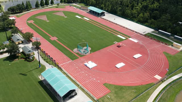 new-balance-track-and-field-slide-1.jpg