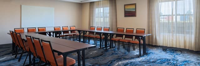 fi-ervfi-meeting-room--35652:Pano-Hor.jpg