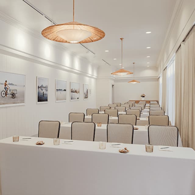 CLBH_LagunaRoomClassroom_600x600.jpg