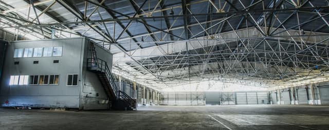 San-Francisco-Pier-80-Shed-interior-Empty-1-1.jpg