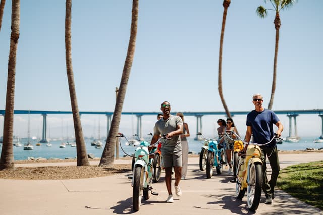 Group Bike Excursion around Coronado - 0