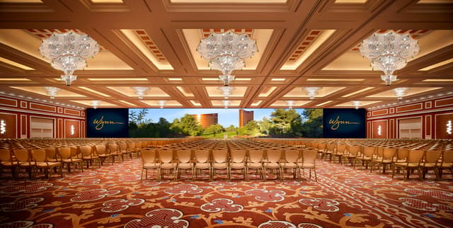 Wynn Meetings-Cristal Ballroom Theater+Screen-Barbara Kraft_02-25.jpg
