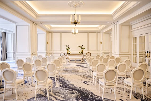 THE_PALACE_MADRID_MAY_25_SALON_CORTES_1844_A1_HIGH.jpg