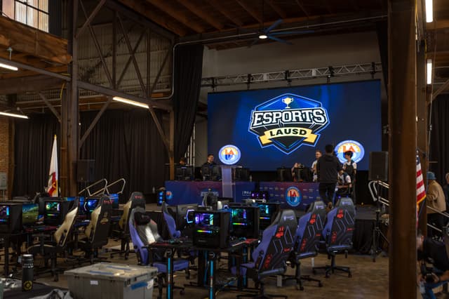 LAUSD E Sports-15.jpg
