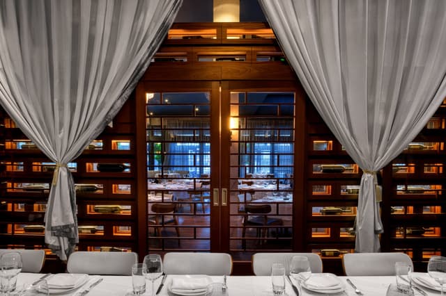 Private Room 03.jpg