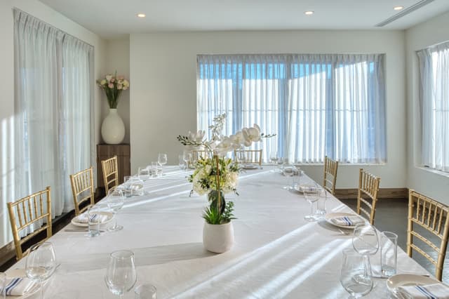 Limani Grille Santorini 3.jpg