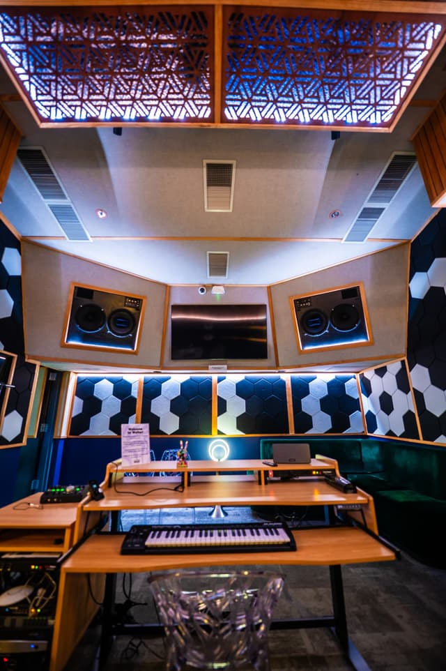 Studio B (4).jpg