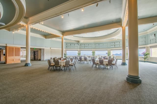 Bay View Room Side View.jpg
