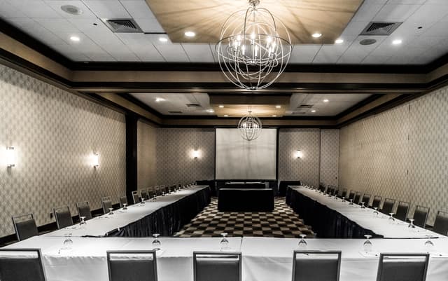 Ballroom - U Shape.jpg