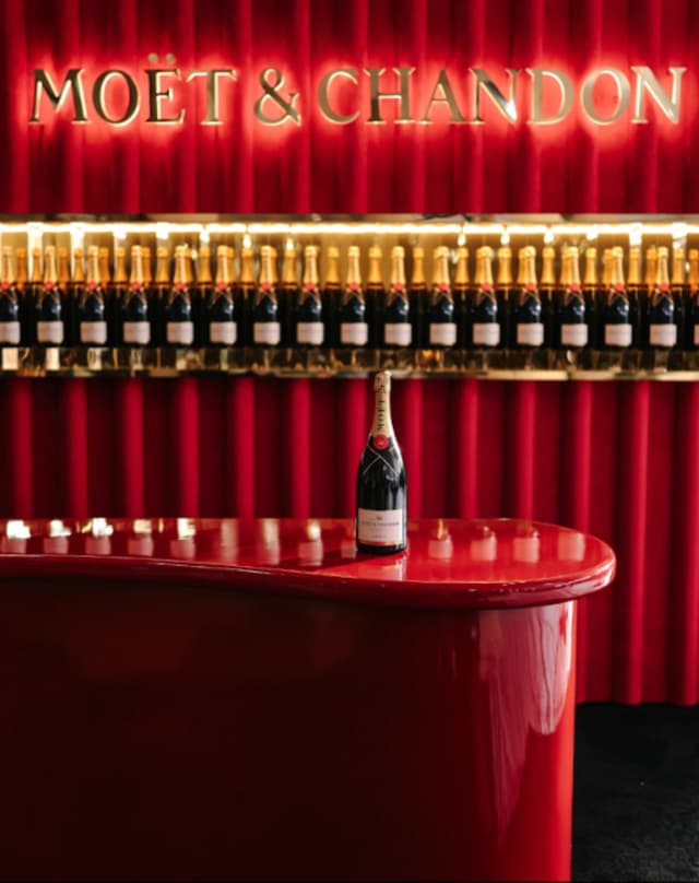 MOET & CHANDON - 0