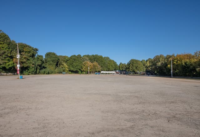 ParkingLot7.jpg