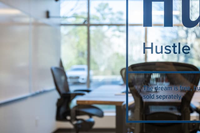 Hustle-2.jpg