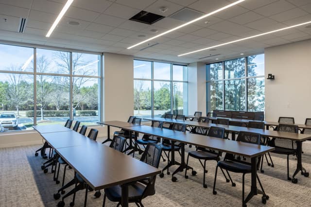 Large Conference Room-5.jpg