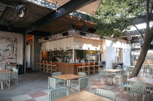 Lefty's Patio.jpg