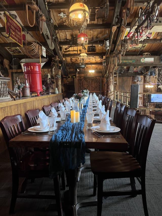 Mountain View Upper Restaurant 3.jpg