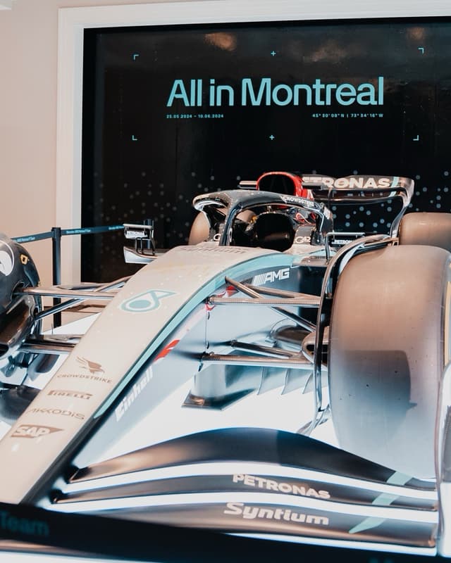 Mercedes-AMG Formula 1 Pop-Up - 0