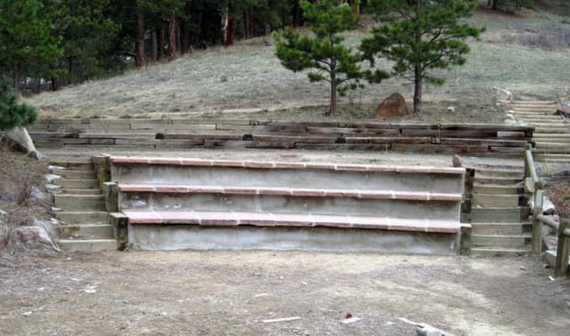 bluebell-shelter-small-amphitheater.jpg