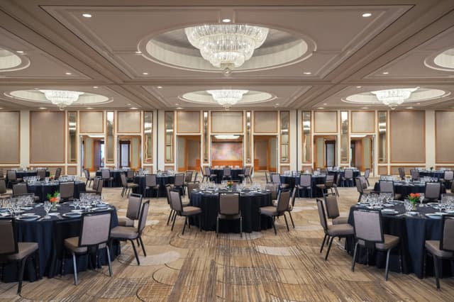 pspsr-ballroom-6258-hor-clsc.jpg