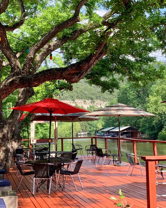 Lake Side Dining Area