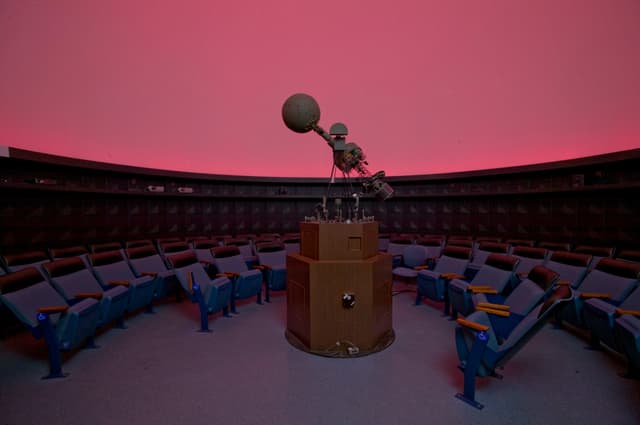 UWM Manfred Olson Planetarium