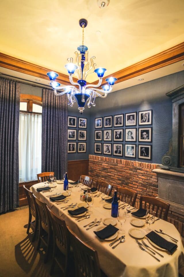 private dining room.jpg