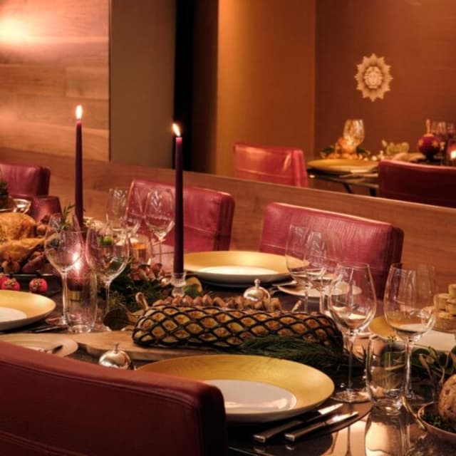 the-dorchester-Christmas-Chefs-table-560x560.jpg