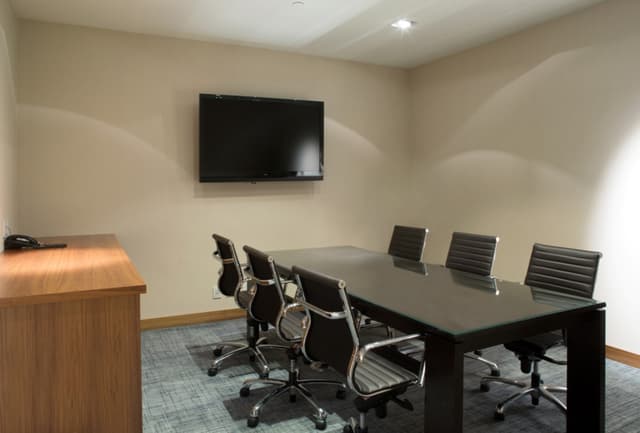 Ruby Boardroom	