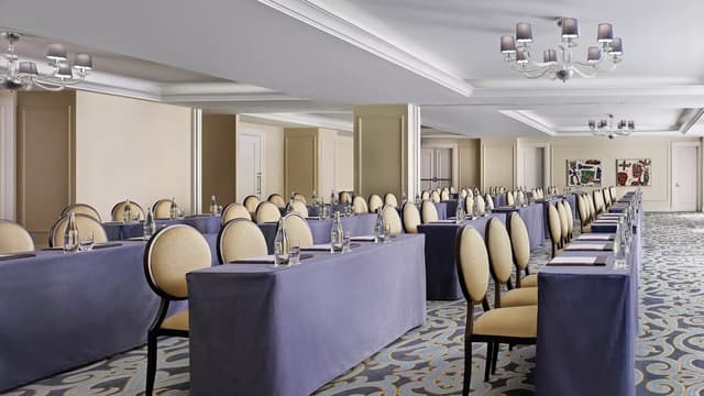 tlsyd-the-ballroom-classroom_XLarge.jpg