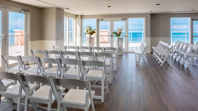 Hyatt-Regency-Clearwater-Beach-Resort-and-Spa-P340-Caladesi-Wedding.jpg