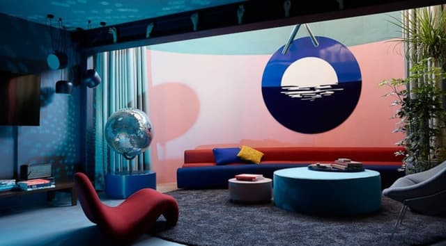 the_student_hotel_amsterdam_city_pink_wall_playroom.jpg