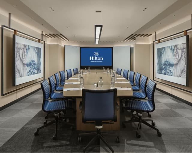 Hilton_Singapore_Orchard___Level_5___Ficus.jpg