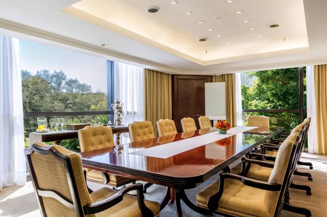 buepl-ceibo-boardroom-4880-hor-clsc.jpg