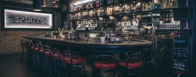 Spirito-Club-Pigneto_bancone.jpg